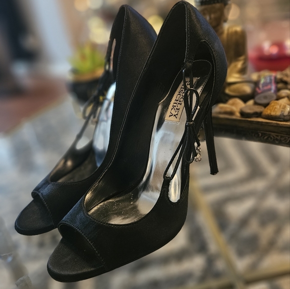 Badgley Mischka satin heels - Picture 2 of 6